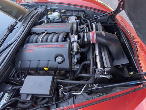 Used 2005 Chevrolet Corvette Convertible w/ Preferred Equipment Group image 21