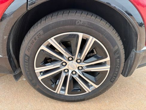 Used 2024 Cadillac Lyriq Luxury w/ LPO, Floor Liner Package AWD/4WD image 6