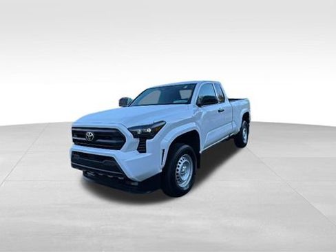 Used 2024 Toyota Tacoma SR w/ SR Upgrade Package AWD/4WD image 2