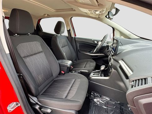 Used 2020 Ford EcoSport SE w/ SE Convenience Package image 29