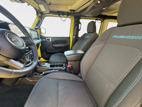 Used 2024 Jeep Wrangler Unlimited Rubicon 4xe w/ Convenience Group AWD/4WD image 23
