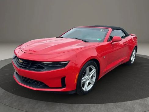 Used 2020 Chevrolet Camaro LT image 1
