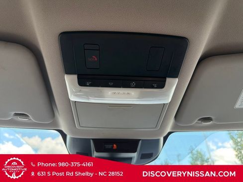 Certified 2025 Nissan Rogue SV FWD image 25
