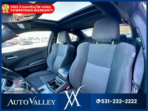 Used 2018 Dodge Charger R/T w/ Navigation & Travel Group image 15