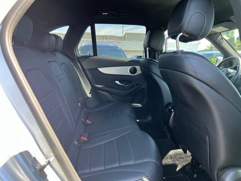 Used 2017 Mercedes-Benz GLC 300 4MATIC w/ Premium 1 Package image 18