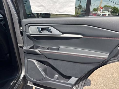 New 2026 Ford Explorer ST-Line AWD/4WD image 33