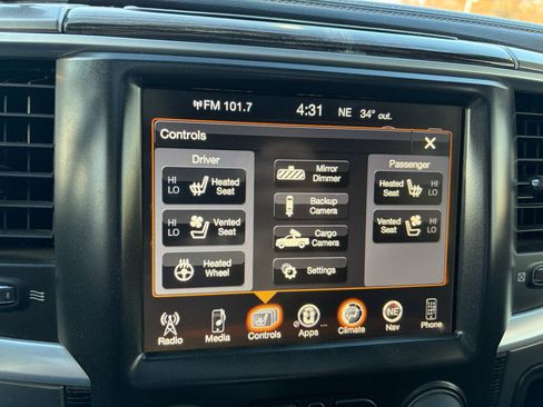 Used 2017 RAM 2500 Limited image 32