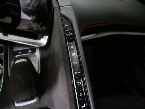 Used 2022 Chevrolet Corvette Stingray Premium Cpe w/ 3LT image 24