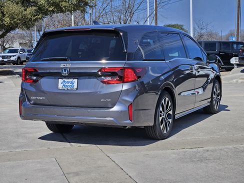 New 2026 Honda Odyssey Elite image 4