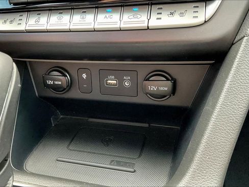 Used 2018 Hyundai Sonata Limited FWD image 16