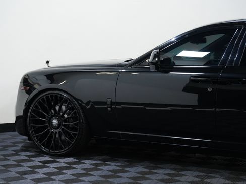Used 2020 Rolls-Royce Ghost RWD image 20