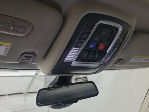 Used 2023 RAM 3500 Laramie image 15