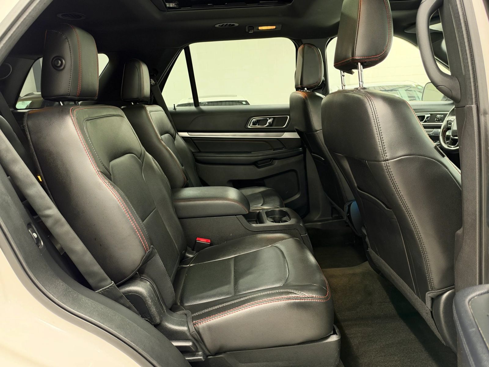 Used 2018 Ford Explorer Sport w/ Equipment Group 401A AWD/4WD image 24