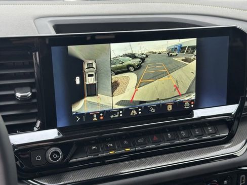 New 2026 Chevrolet Silverado 1500 ZR2 image 9