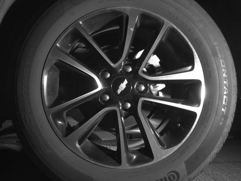 Used 2025 Chevrolet TrailBlazer LT FWD image 14