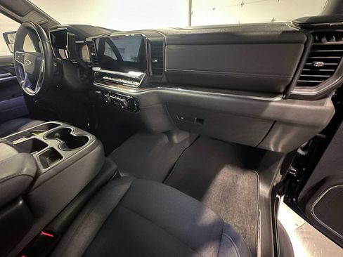 Used 2023 Chevrolet Silverado 1500 RST AWD/4WD image 29