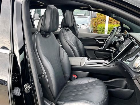 Used 2023 Mercedes-Benz EQS 450+ SUV image 8