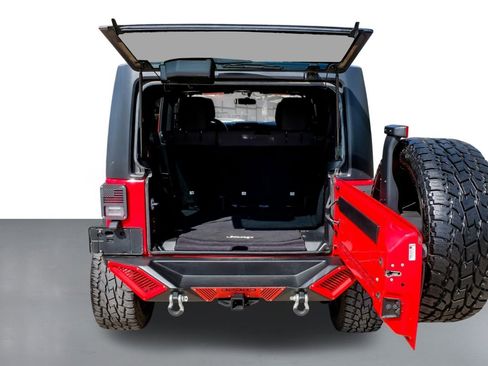 Used 2017 Jeep Wrangler Unlimited Sport w/ Connectivity Group image 56