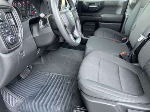 Used 2022 Chevrolet Silverado 1500 Custom Trail Boss image 16