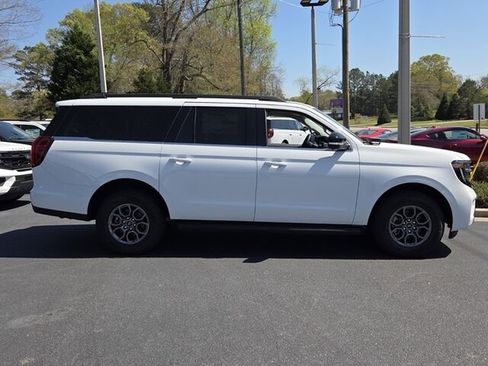 New 2026 Ford Expedition Max Active RWD image 16