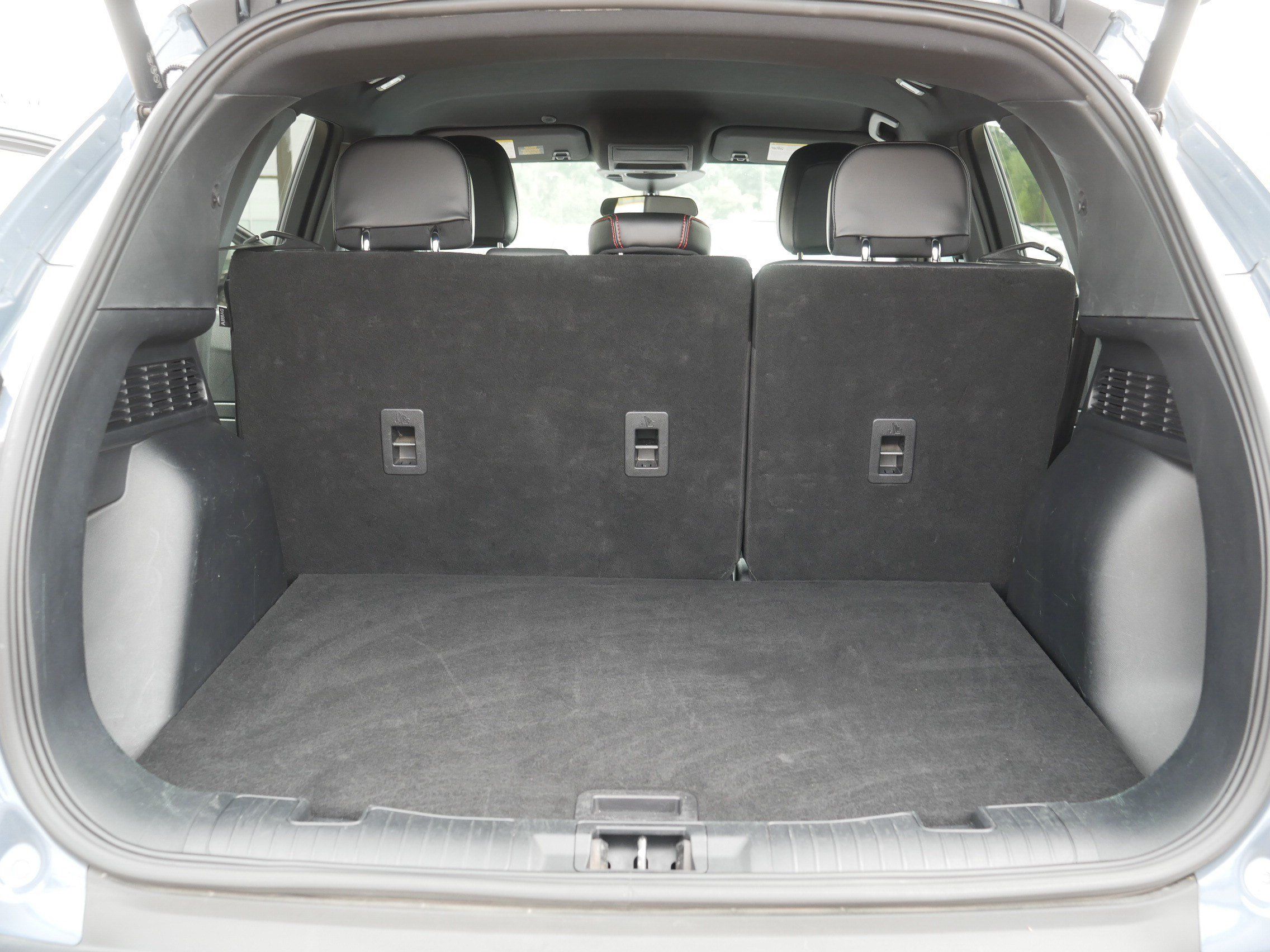 Used 2025 Ford Escape ST-Line Select AWD/4WD image 18