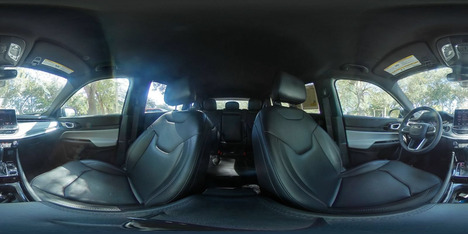 Used 2025 Jeep Compass Limited AWD/4WD image 41