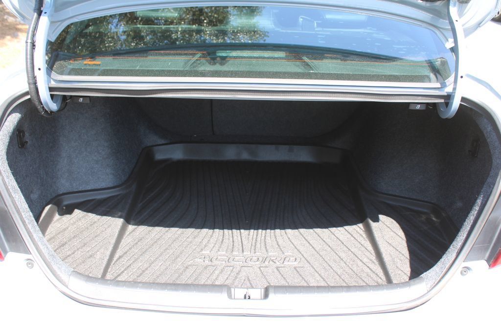 Used 2022 Honda Accord Sport Special Edition image 10