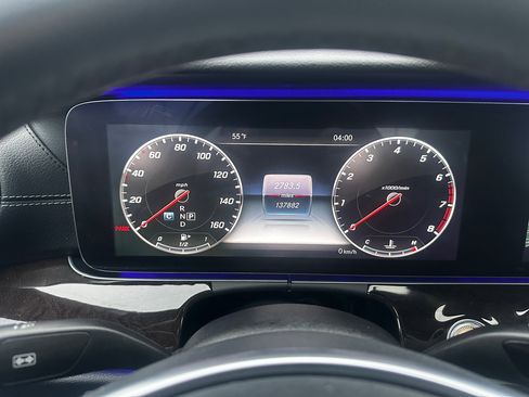 Used 2018 Mercedes-Benz E 400 4MATIC Coupe image 10