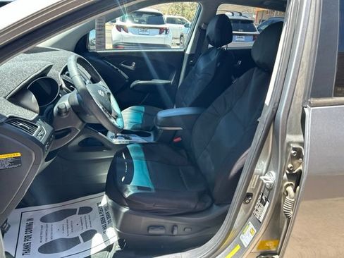 Used 2013 Hyundai Tucson Limited w/ Premium Pkg FWD image 11