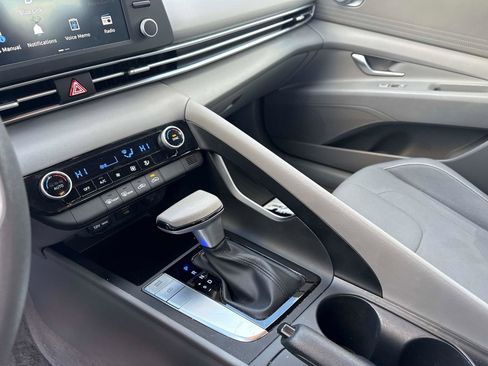 Used 2023 Hyundai Elantra SEL w/ Cargo Package image 25