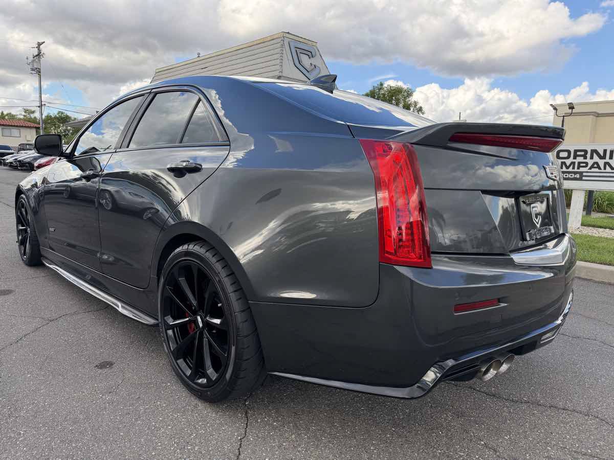 Used 2016 Cadillac ATS V w/ Luxury Package RWD image 4