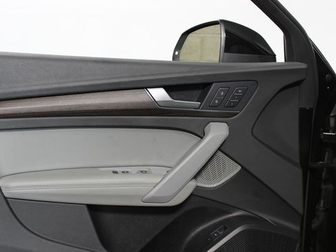 Used 2022 Audi Q5 2.0T Premium Plus image 7