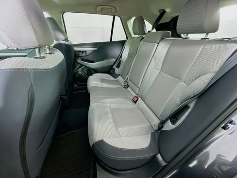 Used 2025 Subaru Outback Premium image 28