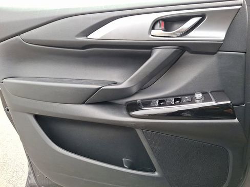 Used 2023 MAZDA CX-9 Touring image 22