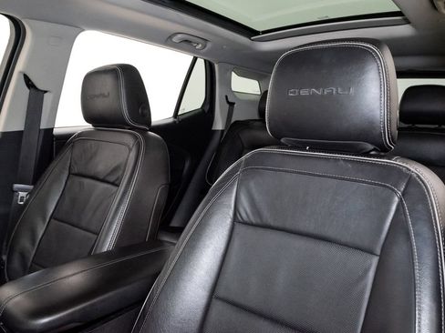 Used 2018 GMC Terrain Denali w/ Advanced Safety Package AWD/4WD image 13