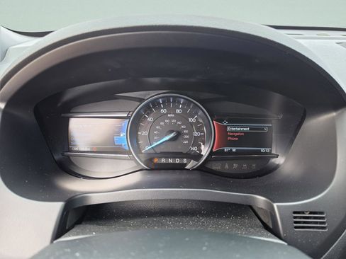Used 2019 Ford Explorer XLT w/ Equipment Group 201A FWD image 39