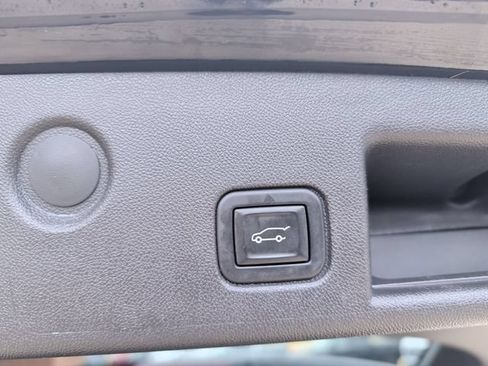 Used 2024 Chevrolet Equinox LT w/ LPO, Cargo Package FWD image 28