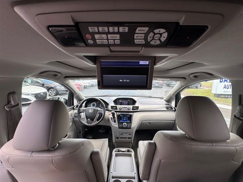 Used 2014 Honda Odyssey Touring image 24