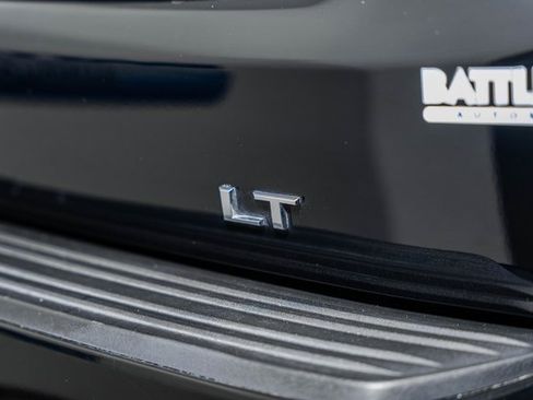 Used 2021 Chevrolet Tahoe LT w/ LT Signature Package image 7