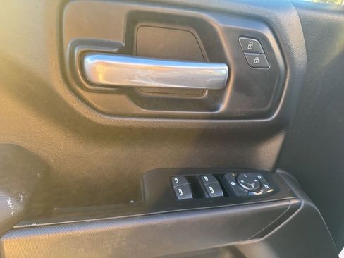 Used 2020 Chevrolet Silverado 1500 Custom Trail Boss w/ Custom Convenience Package image 23