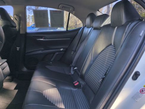 Certified 2019 Toyota Camry SE image 13