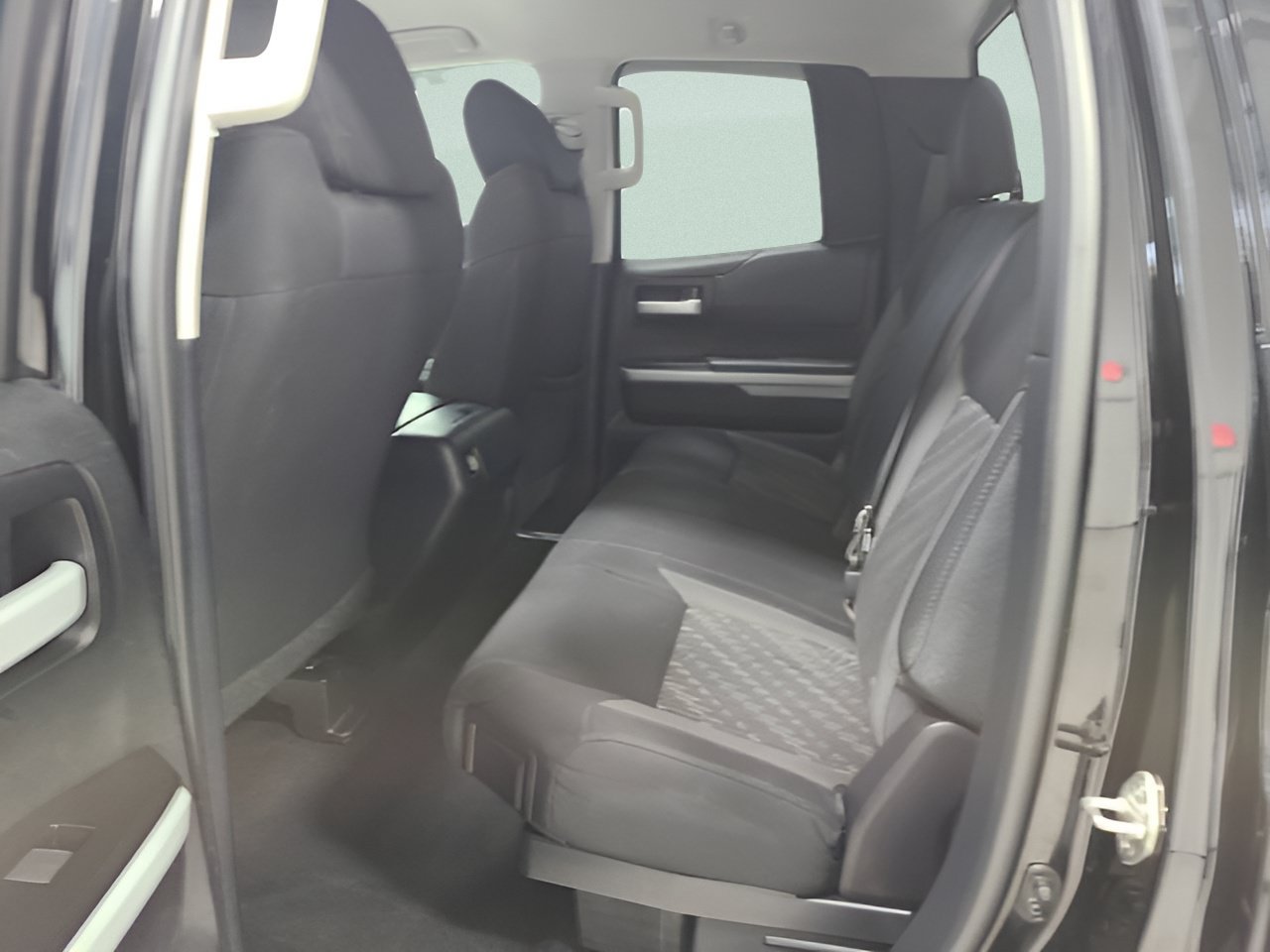 Used 2019 Toyota Tundra SR5 w/ TRD Off Road Package AWD/4WD image 17
