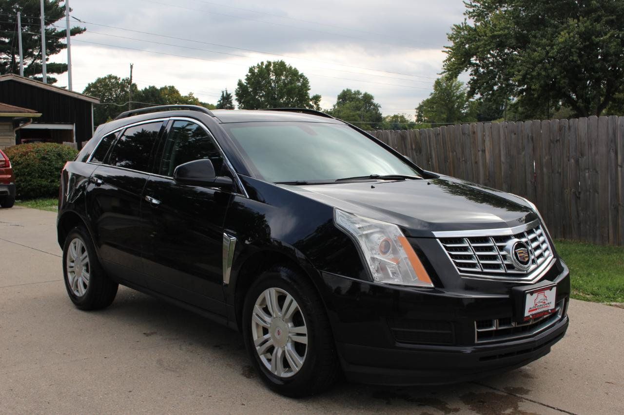 Used 2015 Cadillac SRX FWD image 2