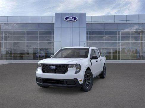 New 2025 Ford Maverick XLT w/ XLT Luxury Package image 2