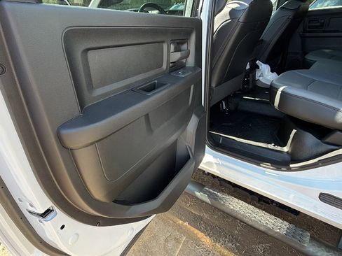 New 2026 RAM 4500 Tradesman w/ Chrome Appearance Group image 19