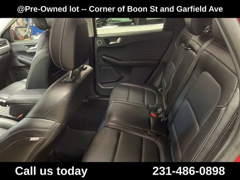 Used 2022 Ford Escape SEL w/ Technology Package AWD/4WD image 26