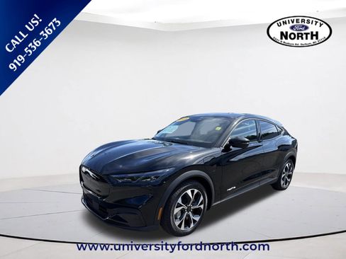 Used 2025 Ford Mustang Mach-E Select w/ Comfort Package Lite AWD/4WD image 3