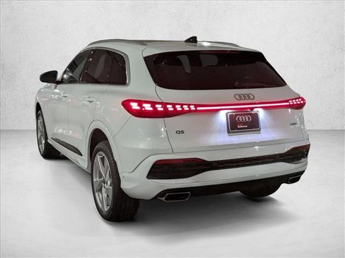 New 2025 Audi Q5 Premium Plus image 8