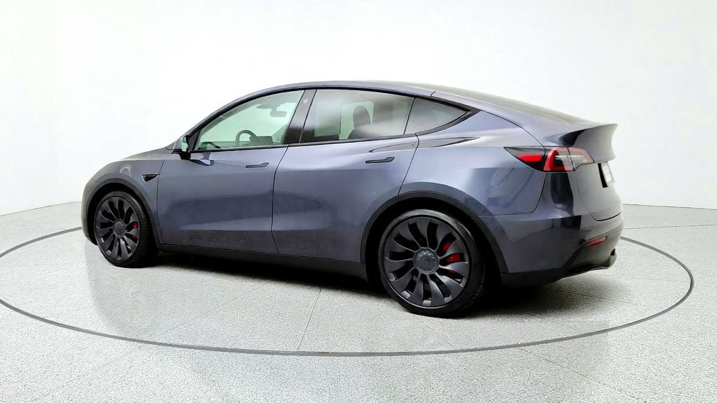 Used 2022 Tesla Model Y Performance AWD/4WD image 7