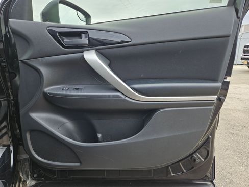 Used 2024 Mitsubishi Eclipse Cross ES image 29